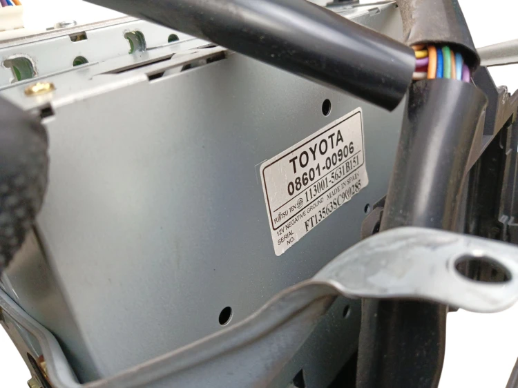 RADIO TOYOTA YARIS I (1999-2003) 1.0 VVT-I 68KM 86110-0D021, 86120-0D022, 0