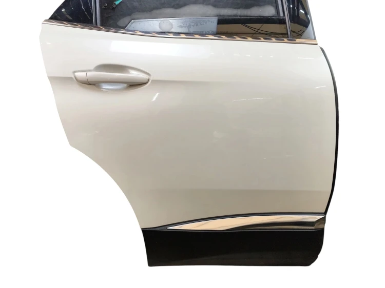DRZWI PRAWY TYŁ PEUGEOT 3008 II (2016-2020) 1.6 BlueHDI 120KM