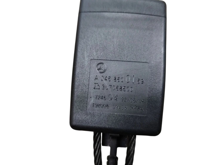 ZAPINKA PASA PRAWY PRZÓD MERCEDES B W246 (2011-2014) 1.8 CDI 109KM A2468600