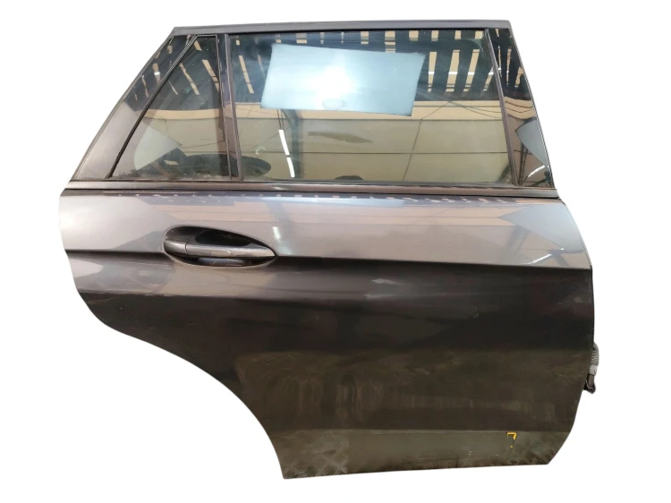 DRZWI PRAWY TYŁ MERCEDES E W212 LIFT (2012-2016) 2.2 BlueTEC 170KM