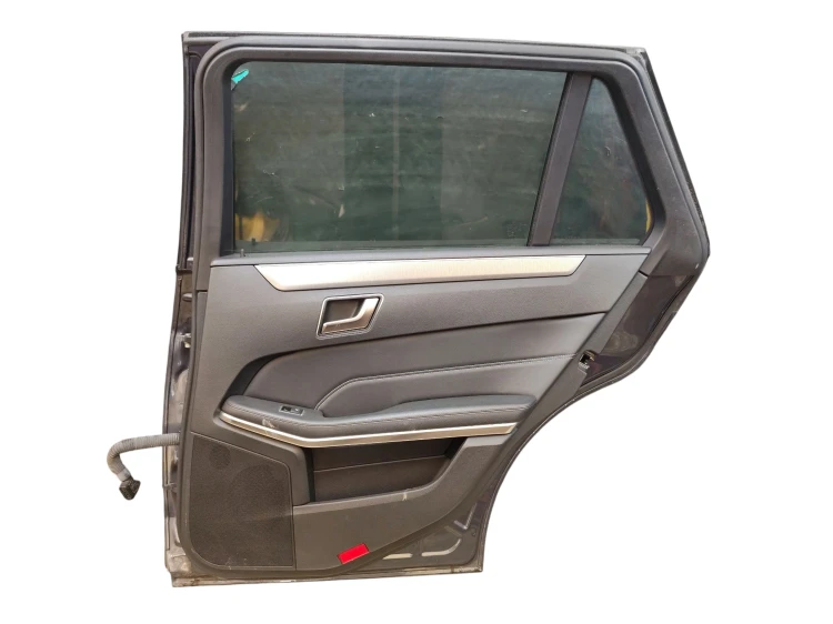 DRZWI PRAWY TYŁ MERCEDES E W212 LIFT (2012-2016) 2.2 BlueTEC 170KM