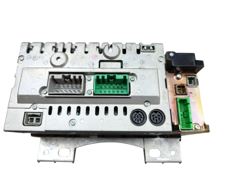 RADIO VOLVO V70 II (2000-2005) 2.4 D5 163KM 8651152-1 8673830