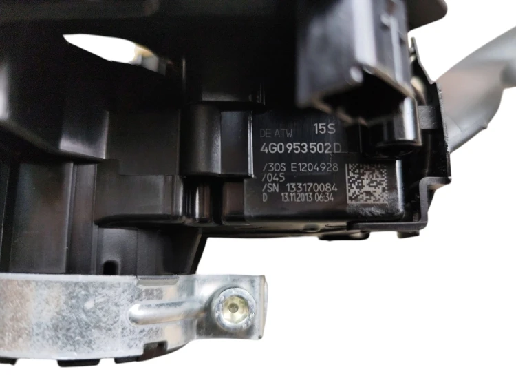 PRZEŁĄCZNIK ZESPOLONY AUDI A6 C7 (2011-2014) 2.0 TDI 177KM 4G0953502D 4G095