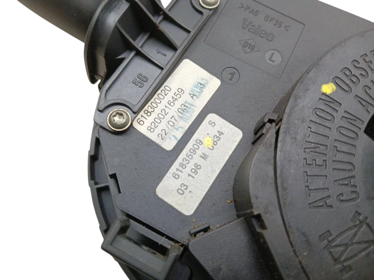 PRZEŁĄCZNIK ZESPOLONY RENAULT MEGANE II (2002-2005) 1.9 DCI 120KM 820021645