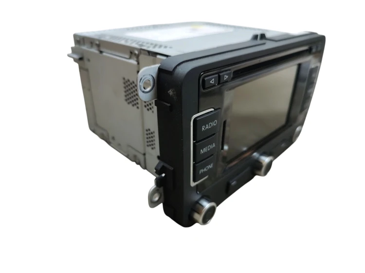 RADIO VOLKSWAGEN JETTA VI (2010-2014) 2.0 TDI 140KM 3C0035270B 7612032082