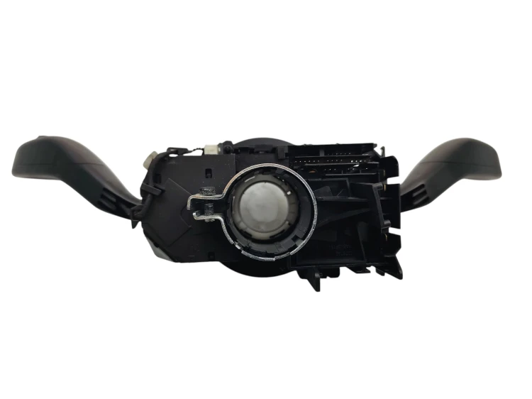 PRZEŁĄCZNIK ZESPOLONY SKODA FABIA II LIFT (2010-2014) 1.6 TDI 75KM 6R095350