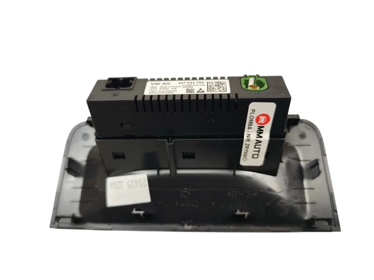 GNIAZDO USB SKODA ENYAQ LIFT (2025-) 85 286KM 210kW 657035700