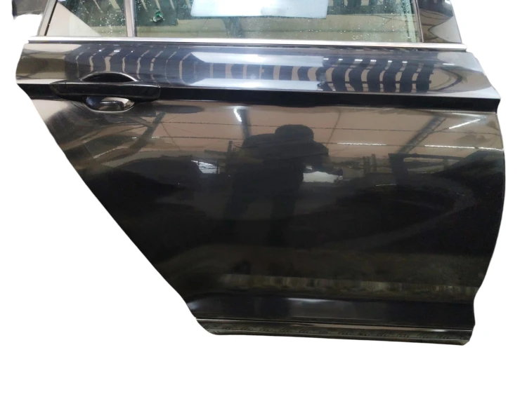 DRZWI PRAWY TYŁ VOLKSWAGEN PASSAT B8 (2014-2019) 2.0 TDI 150KM