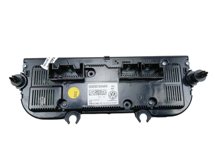PANEL KLIMATYZACJI VOLKSWAGEN PASSAT B8 (2014-2019) 2.0 TDI 150KM 5G0907044