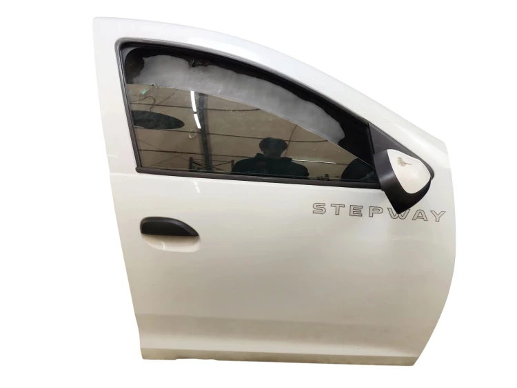 DRZWI PRAWY PRZÓD DACIA SANDERO II STEPWAY (2012-2016) 0.9 TCE 90KM