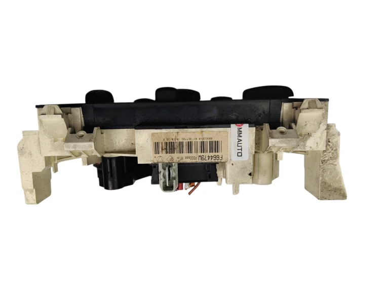 PANEL KLIMATYZACJI MANUALNY CITROEN C3 I (2002-2005) 1.4 8V 73KM 69300002