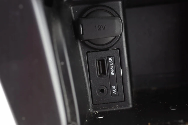 GNIAZDO USB AUX HYUNDAI I40 (2011-) 1.7 CRDI 84630-3Z720