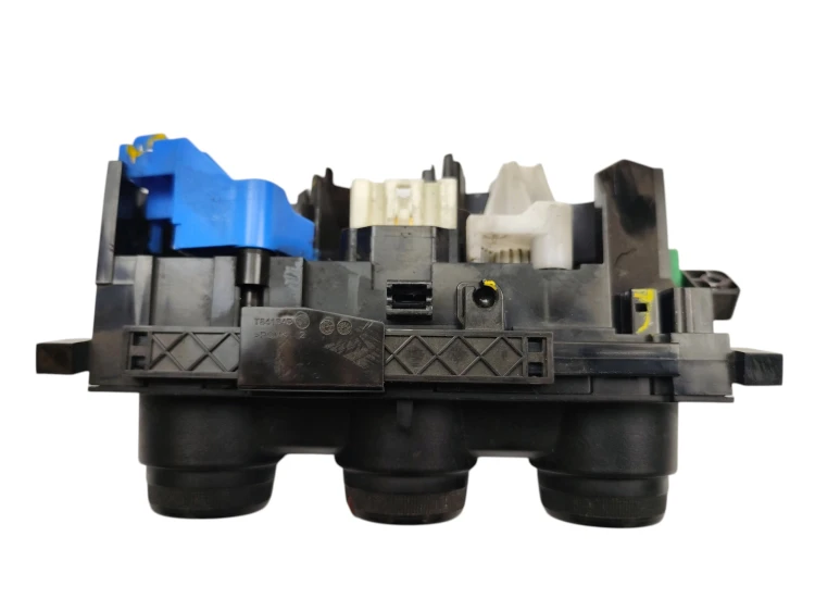 PANEL KLIMATYZACJI DACIA DUSTER II (2017-2021) 1.6 SCE 115KM T20954B