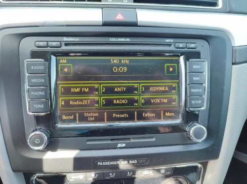 RADIO SKODA SUPERB II (2008-2013) 2.0 TDI 170KM 3T0035680A
