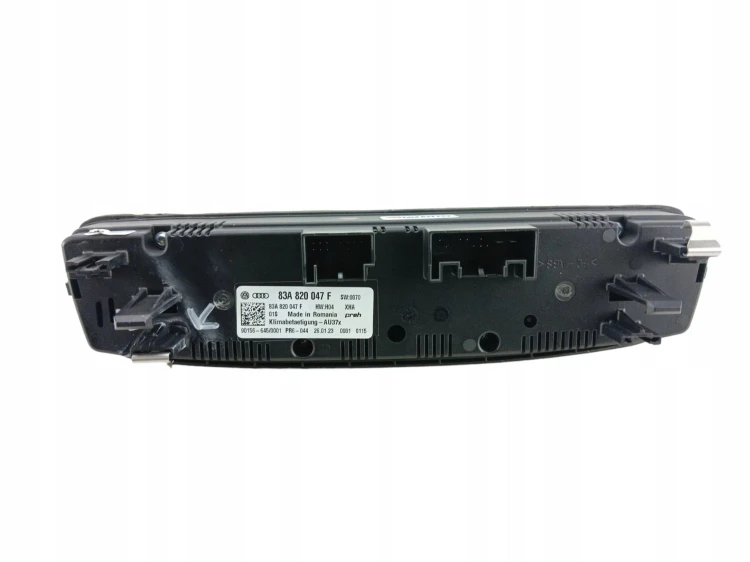 PANEL KLIMATYZACJI AUDI Q2 GA 81A LIFT (2020-2023) 1.5 TFSI 150KM 83A820047