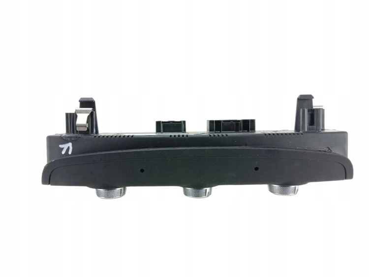PANEL KLIMATYZACJI AUDI Q2 GA 81A LIFT (2020-2023) 1.5 TFSI 150KM 83A820047