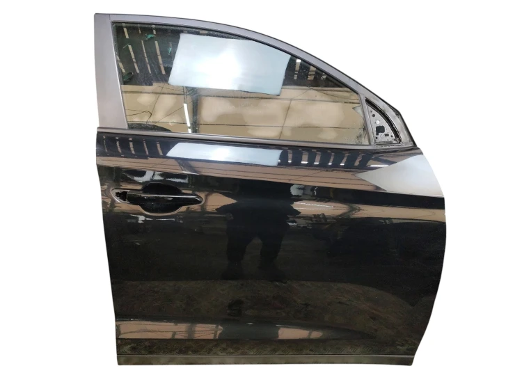 DRZWI PRAWY PRZÓD HYUNDAI TUCSON III (2015-2018) 1.7 CRDI 116KM