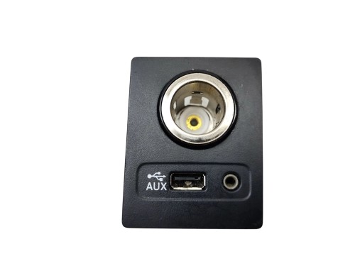 GNIAZDO USB SKODA SUPERB III (2015-2019) 2.0 TDI 150KM 5Q0035726E
