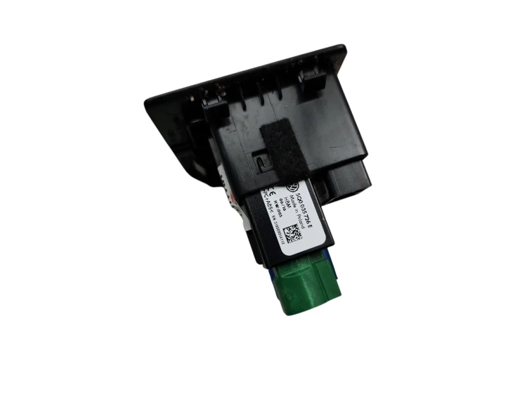 GNIAZDO USB SKODA SUPERB III (2015-2019) 2.0 TDI 150KM 5Q0035726E