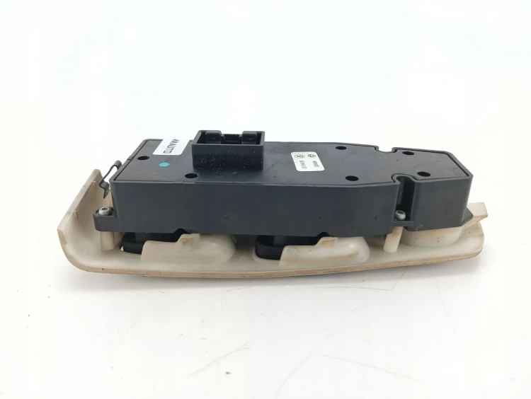 PANEL STEROWANIA SZYB BRILLIANCE BS6 (2006-2010) 2.0 122KM 03194000