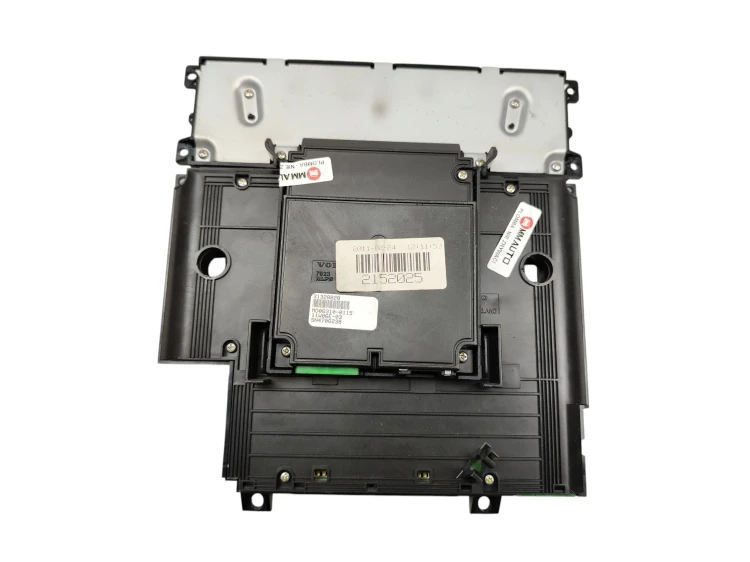 PANEL RADIA KLIMATYZACJI VOLVO S80 II LIFT (2009-2011) 2.0 D3 163KM 3132882