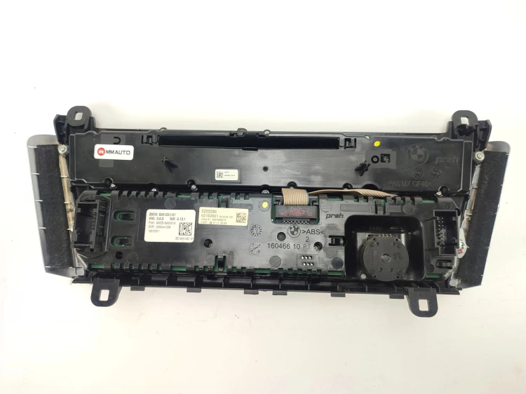 PANEL RADIA KLIMATYZACJI BMW F07 GRAN TURISMO (2009-2013) 3.0 D 245KM 92412