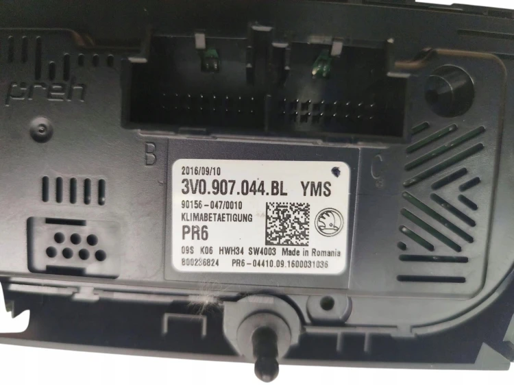 PANEL KLIMATYZACJI SKODA SUPERB III (2015-2019) 2.0 TDI 150KM 3V0907044BL