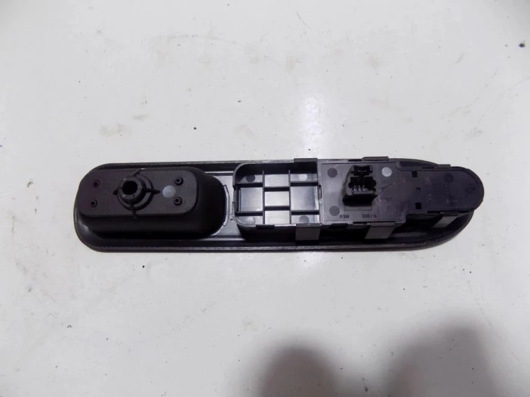 PANEL STEROWANIA SZYB PEUGEOT 407 (2004-2008)