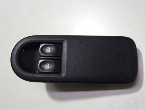 PANEL STEROWANIA SZYB RENAULT CLIO III (2005-2009)