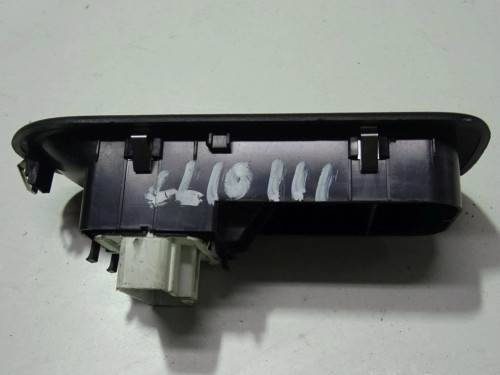 PANEL STEROWANIA SZYB RENAULT CLIO III (2005-2009)