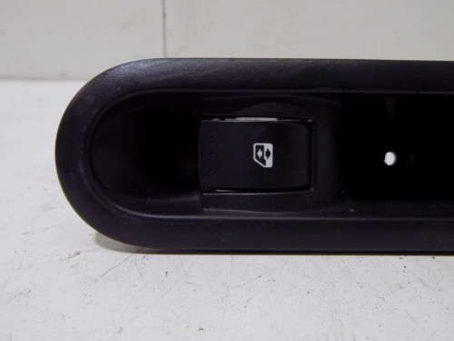 PANEL STEROWANIA SZYB RENAULT MEGANE II LIFT (2005-2008)