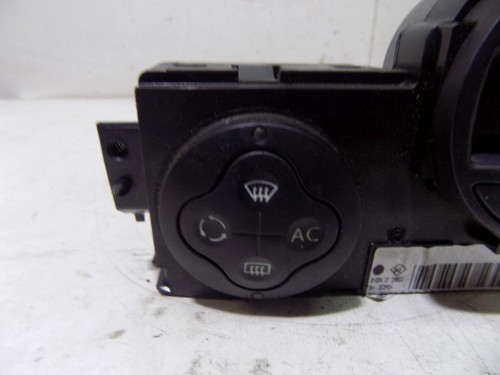 PANEL NAWIEWU RENAULT SCENIC II (2003-2005)
