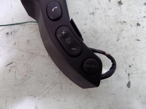 PANEL STEROWANIA KIEROWNICY NISSAN QASHQAI (2007-2013)