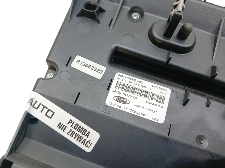 PANEL RADIA NAWIGACJI FORD EDGE II (2015-2018) 2.0 TDCI 180KM GM2T-18E245-A