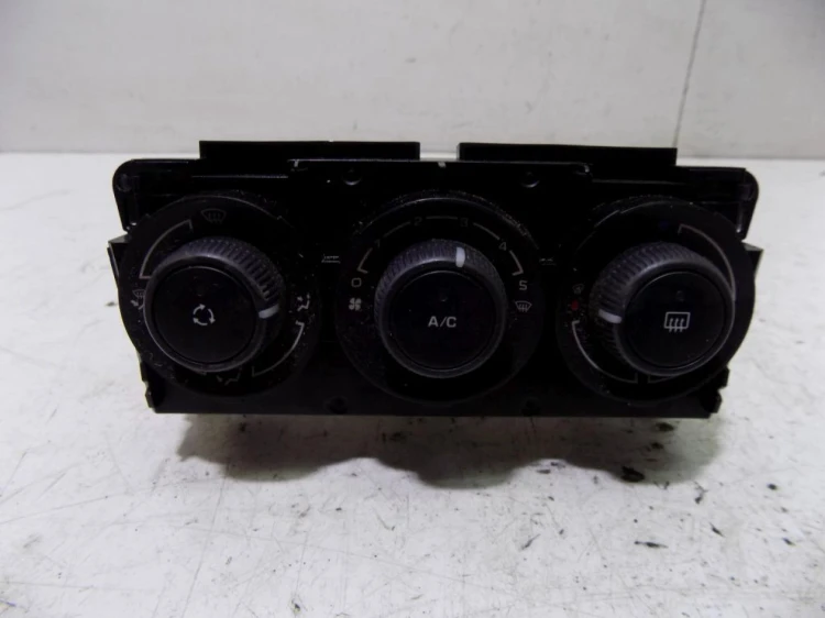 PANEL NAWIEWU PEUGEOT 308 T7 (2007-2013)