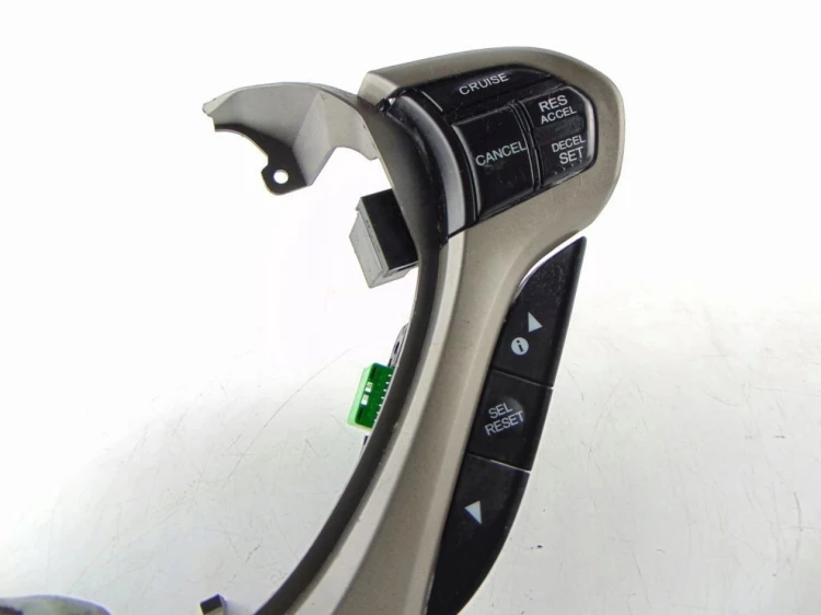 PRZYCISKI KIEROWNICY HONDA CIVIC VIII (2006-2011) 2.2 ICTDI
