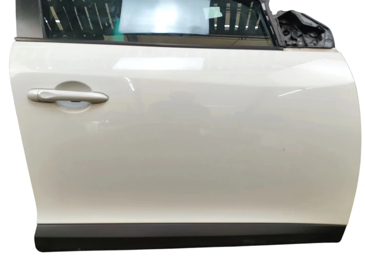 DRZWI PRAWY PRZÓD RENAULT MEGANE III (2008-2011) 2.0 16V 140KM