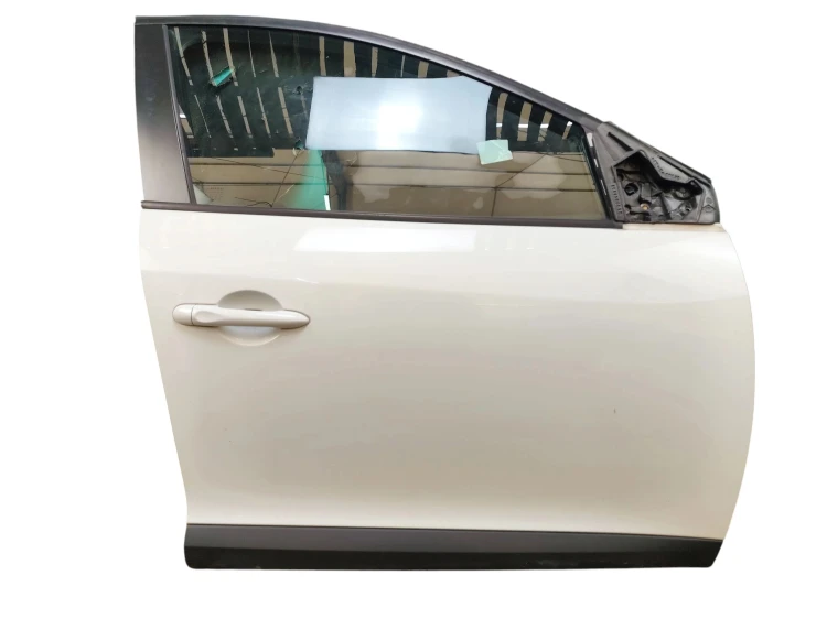 DRZWI PRAWY PRZÓD RENAULT MEGANE III (2008-2011) 2.0 16V 140KM