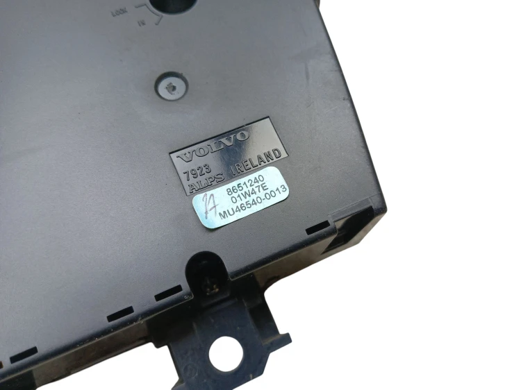 PANEL KLIMATYZACJI VOLVO XC70 I (2000-2004) 2.4 T 200KM 8651240