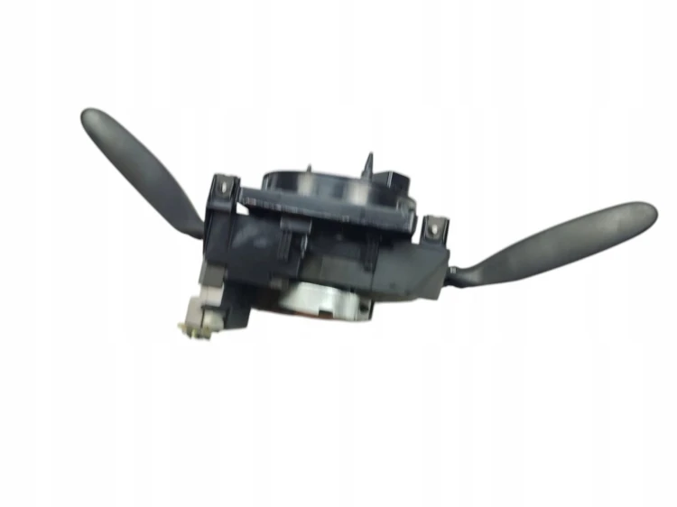 PRZEŁĄCZNIK ZESPOLONY VOLKSWAGEN POLO IV 9N (2001-2005) 1.2 12V 64KM 6Q0953