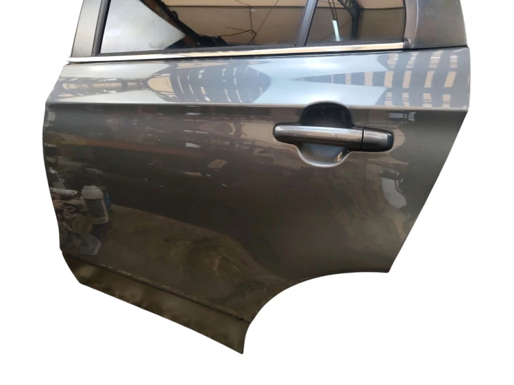 DRZWI LEWY TYŁ SUZUKI SX4 S-CROSS LIFT (2016-2021) 1.4 T 129KM