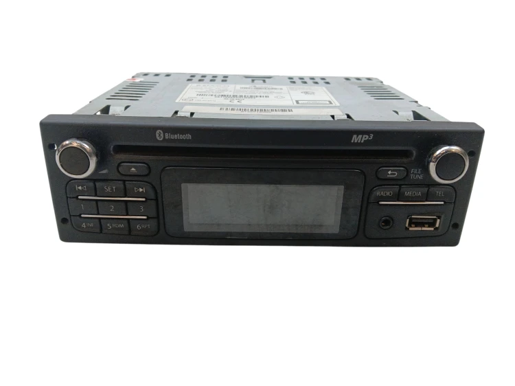 RADIO DACIA DUSTER I (2010-2013) 1.6 16V 105KM 281155052R