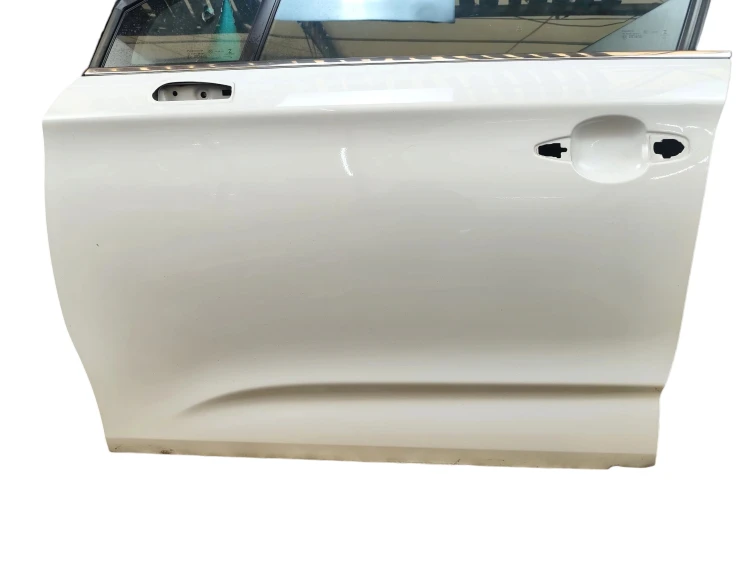 DRZWI LEWY PRZÓD CITROEN C4 II B7 LIFT (2015-2018) 1.6 BlueHDI 100KM