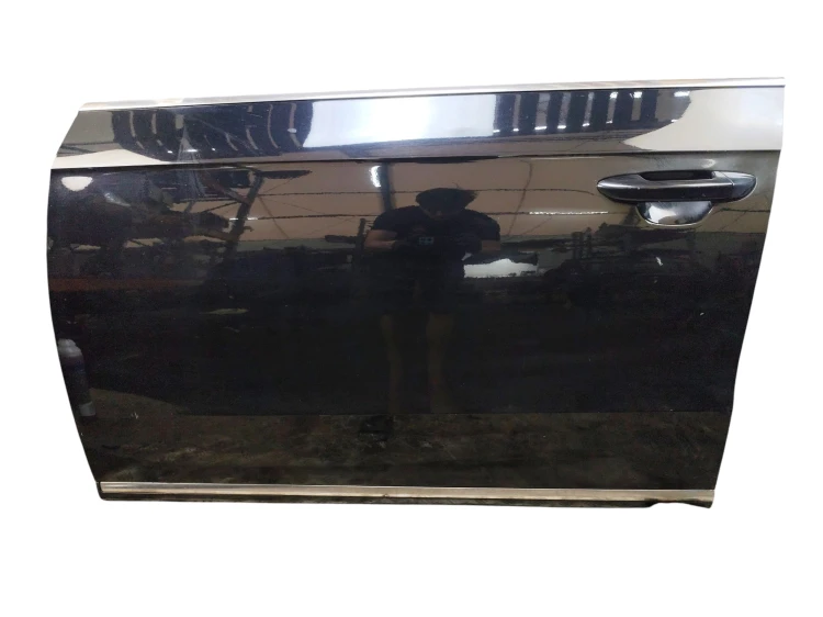 DRZWI LEWY PRZÓD VOLKSWAGEN PASSAT B7 (2010-2014) 2.0 TDI 140KM