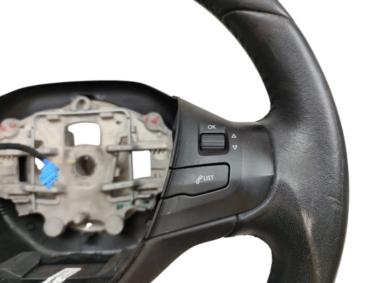 KIEROWNICA PEUGEOT 208 I (2012-2015) 1.2 VTI 82KM 98084115ZD