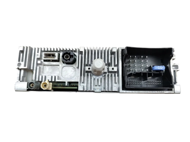 RADIO PEUGEOT 208 I (2012-2015) 1.2 VTI 82KM 9811066180