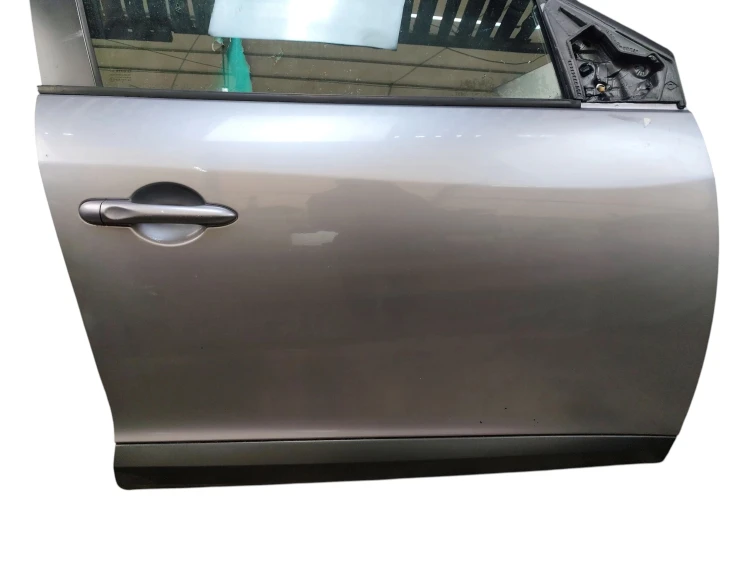 DRZWI PRAWY PRZÓD RENAULT MEGANE III (2008-2011) 1.5 DCI 106KM