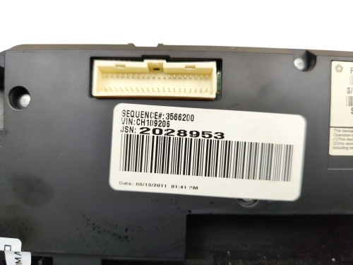 PANEL KLIMATYZACJI DODGE CHARGER II (2010-2014) 3.6 296KM 1QH08DX9AE