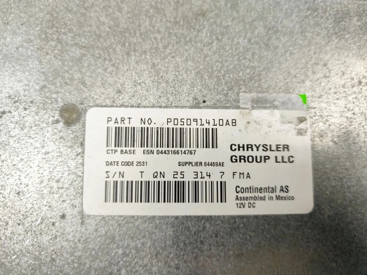 RADIO DODGE CHARGER II (2010-2014) 3.6 296KM P005091410AB
