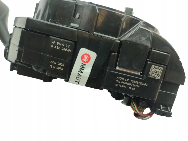 PRZEŁĄCZNIK ZESPOLONY BMW F40 (2019-) 1.5 T 136KM 5A32039